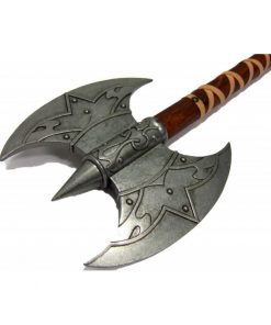 Replica hacha