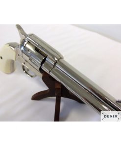 Replica revolver